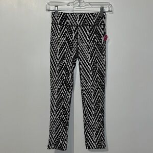 Flirtitude Crop Capri Leggings Yoga Pants Women’s XS Extra Small